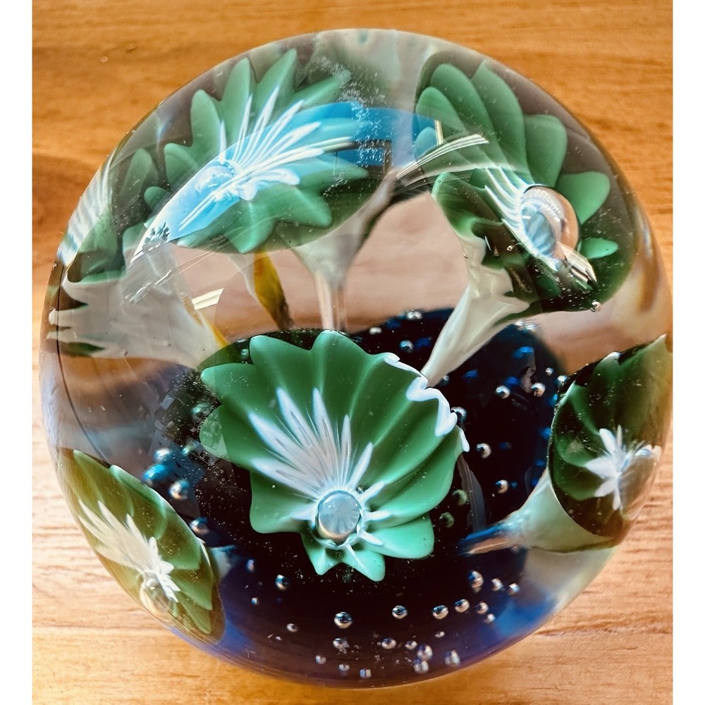 Murano Glass Paperweight Green & White‎ Trumpet Flowers Dark Blue Base